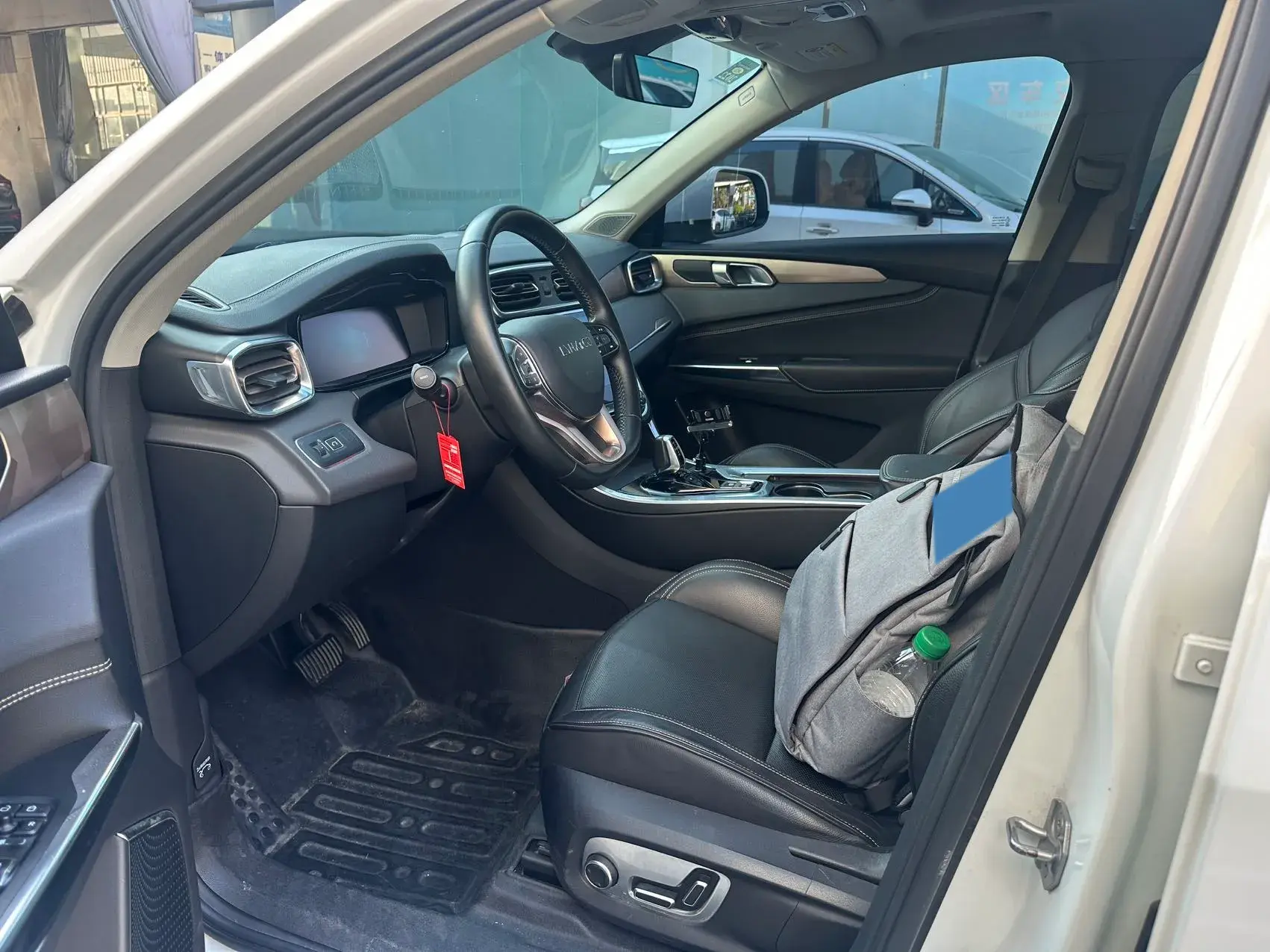 2017 LYNK&CO 01 thumbnail 3