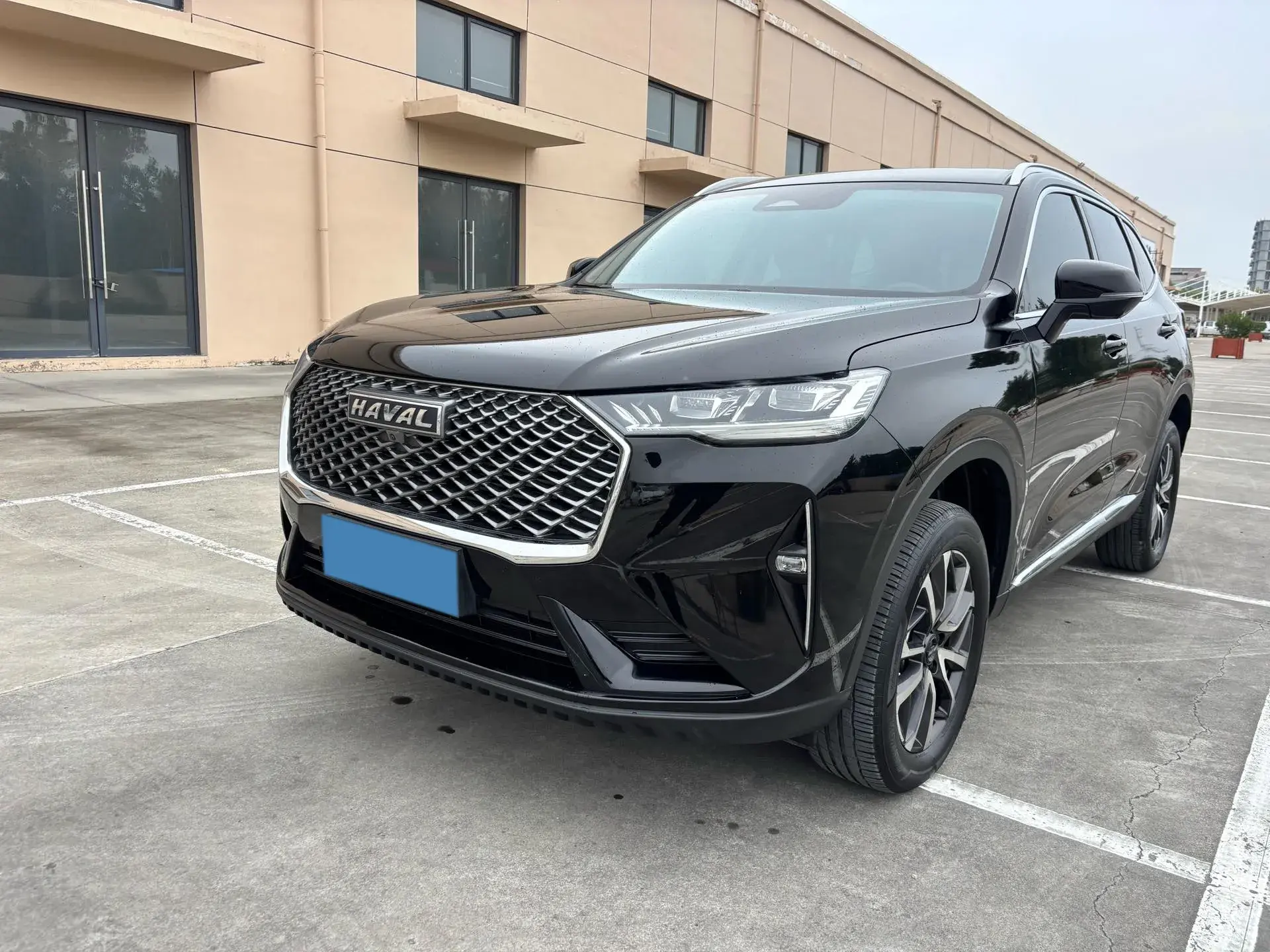 2022 HAVAL H6 view 1
