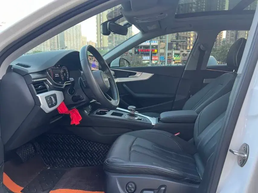 2020 AUDI A4L thumbnail 4