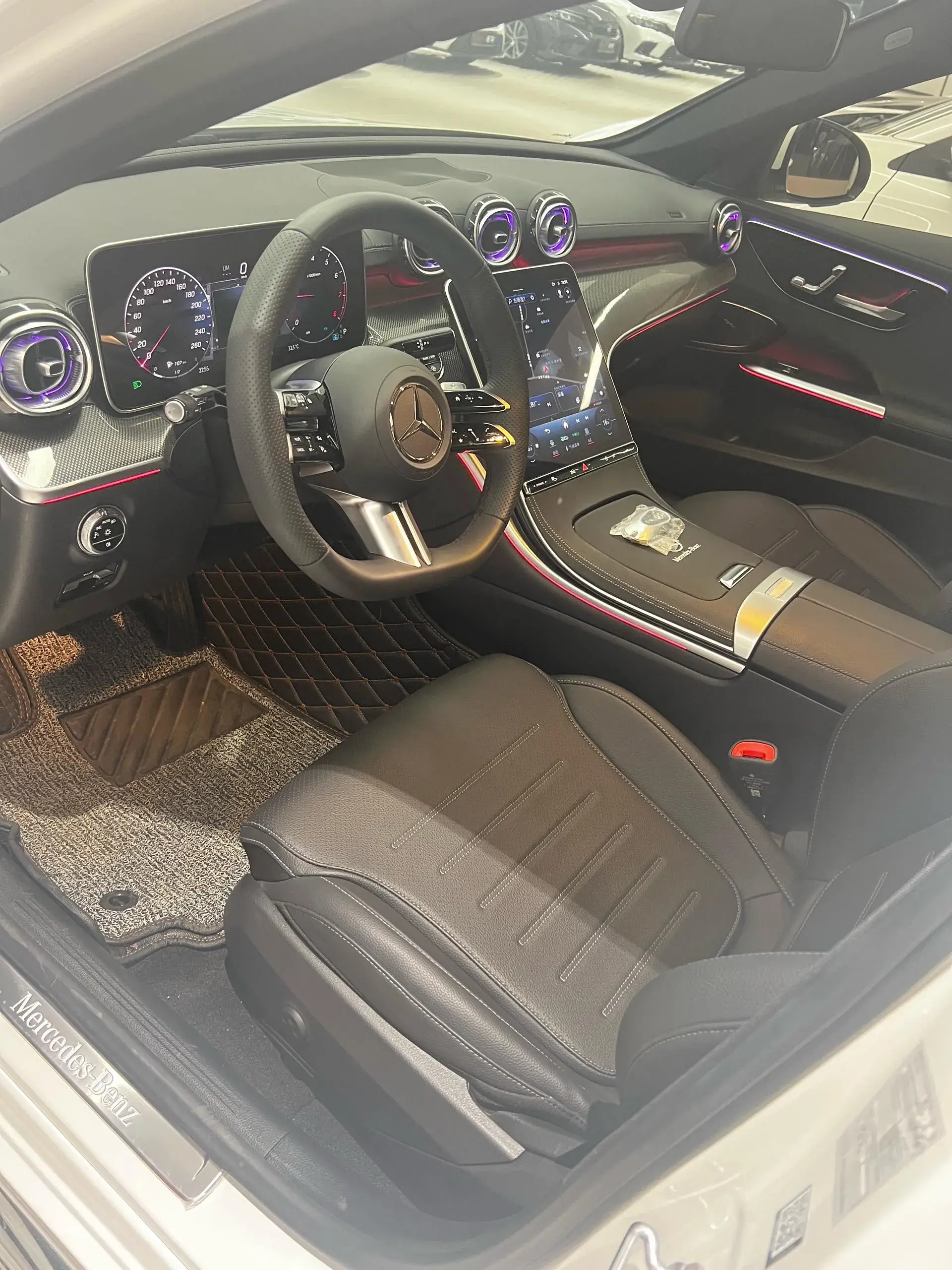 2024 MERCEDES-BENZ C thumbnail 4