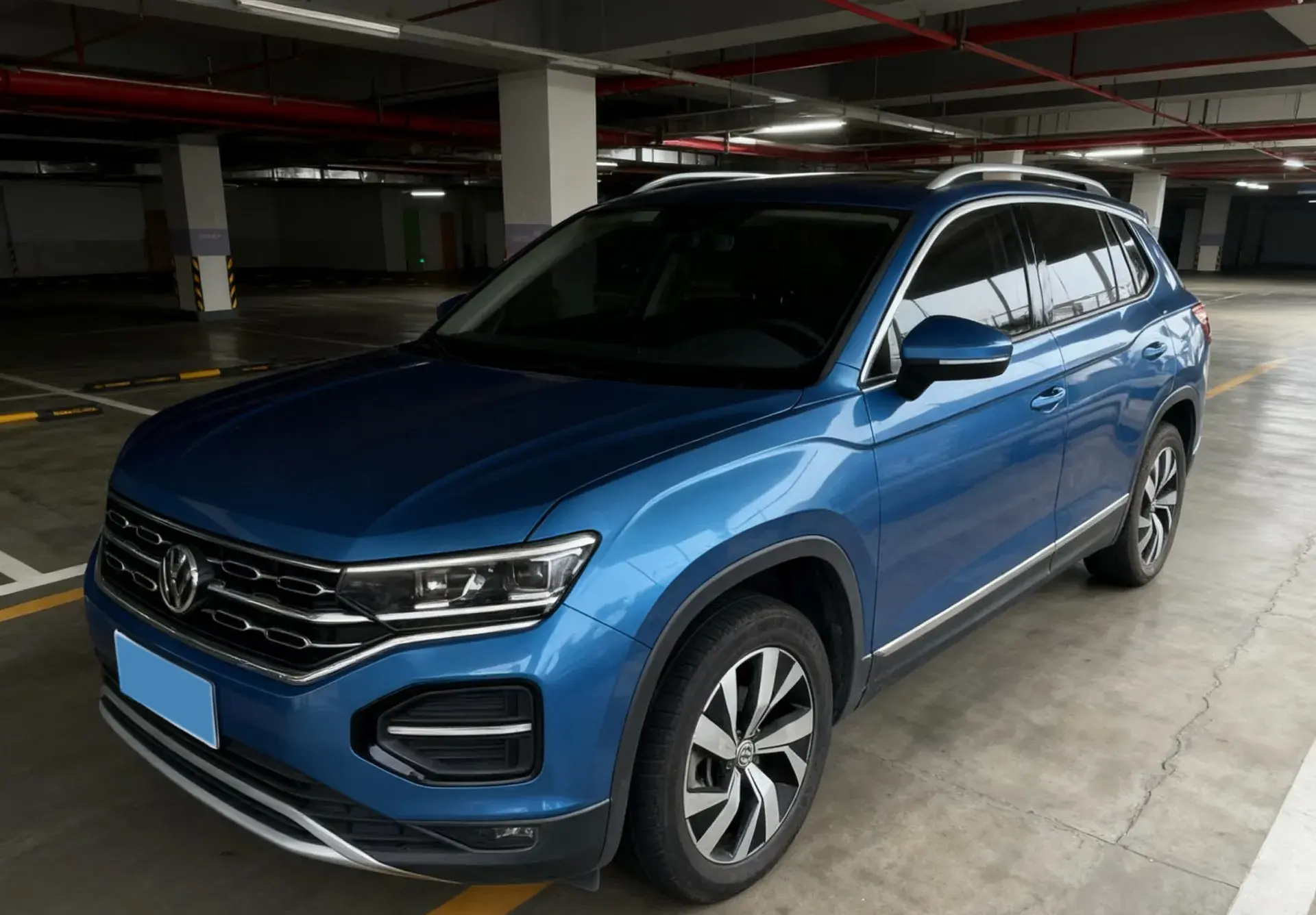 2019 VOLKSWAGEN TAYRON view 1