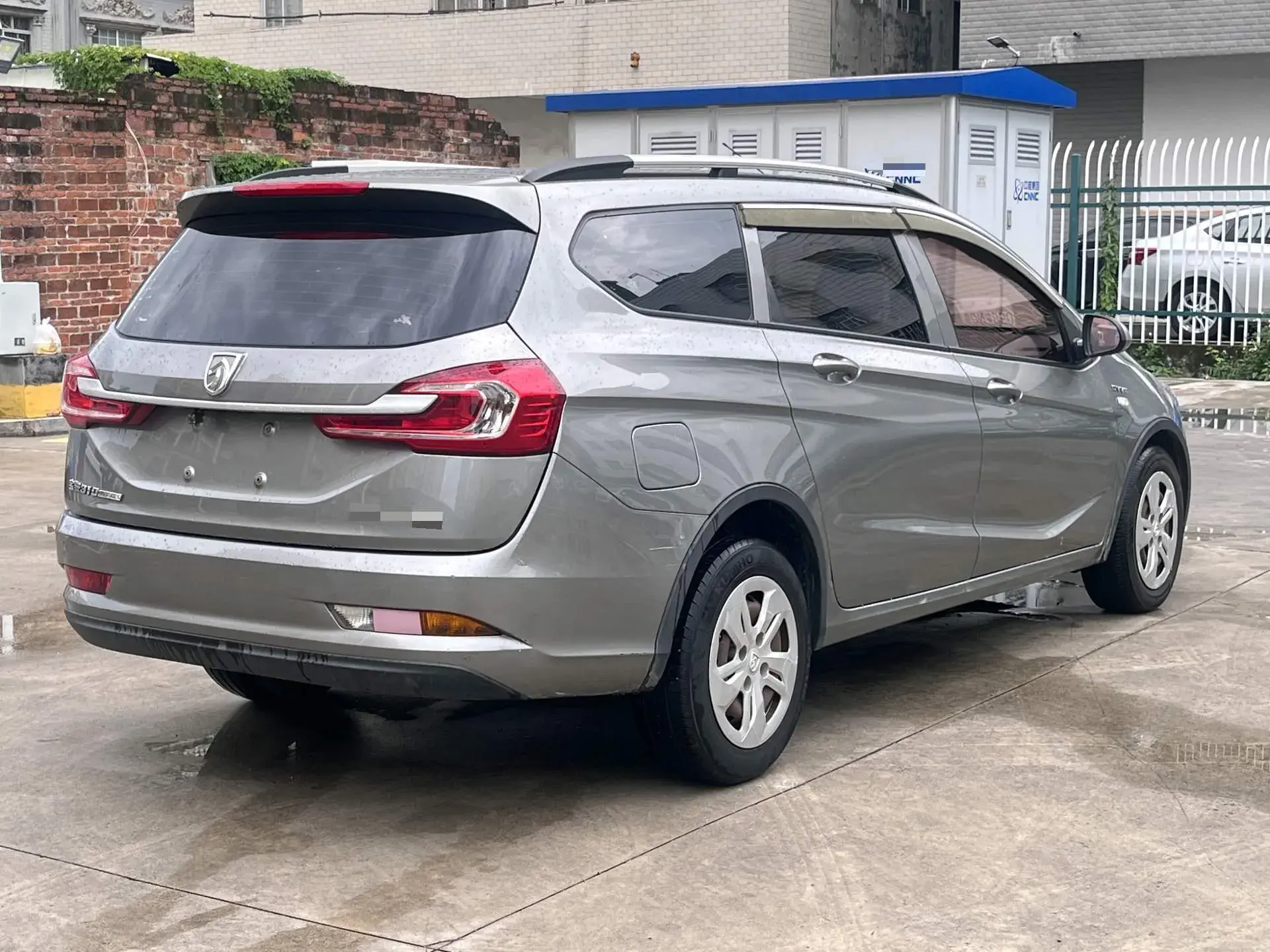2017 BAOJUN 310W thumbnail 4