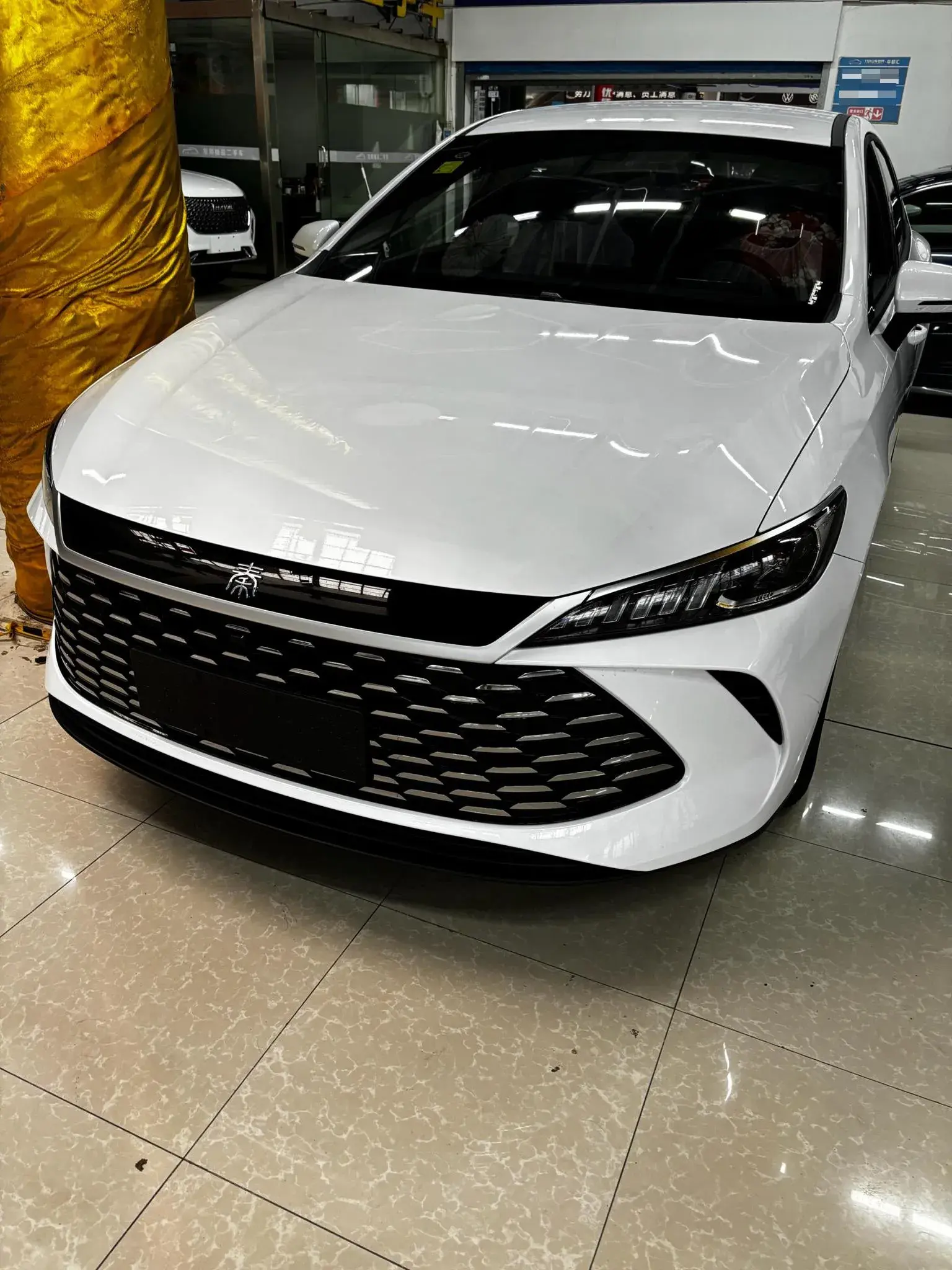 2025 BYD SEAL05 thumbnail 2