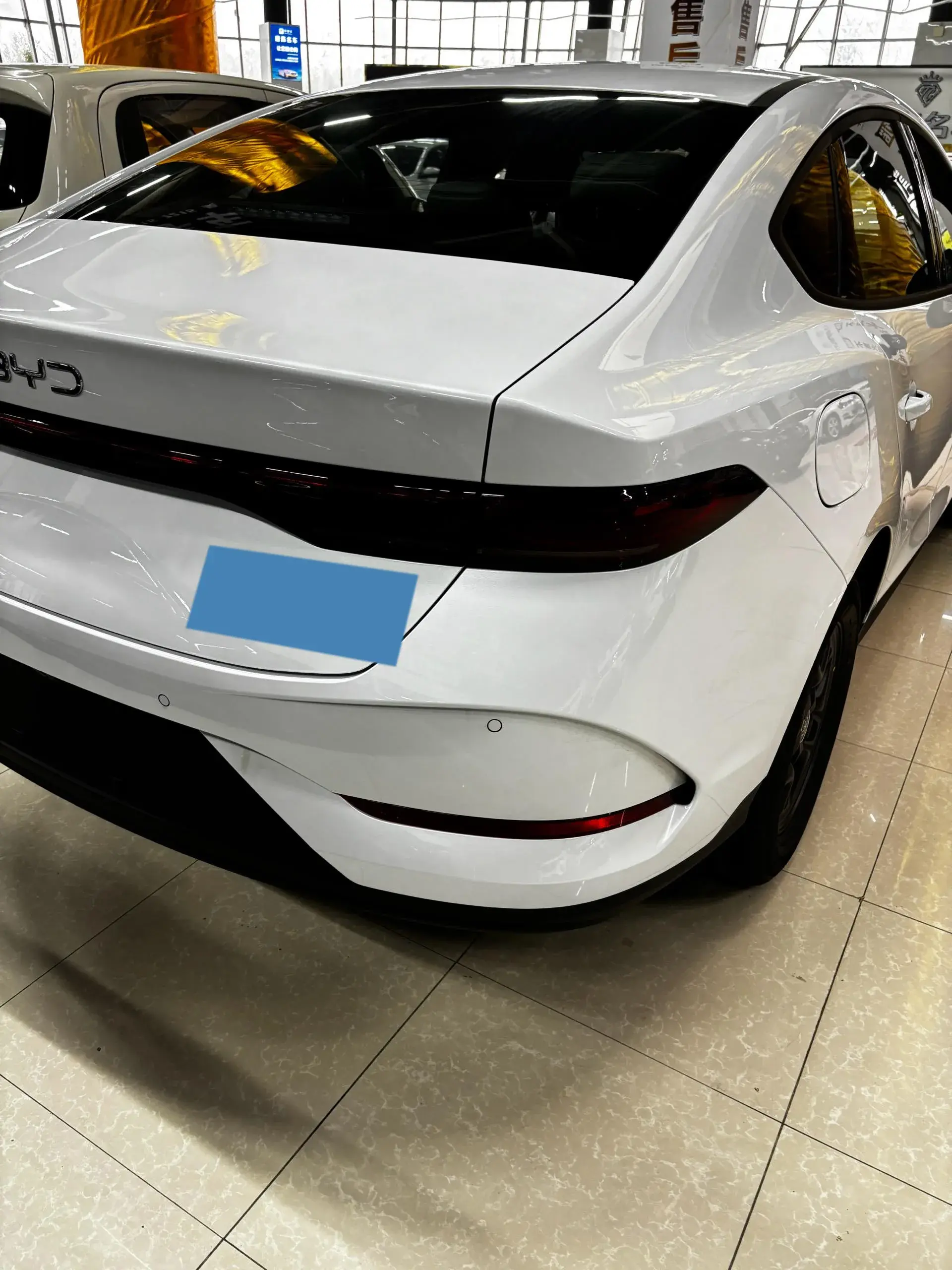 2025 BYD SEAL05 thumbnail 4