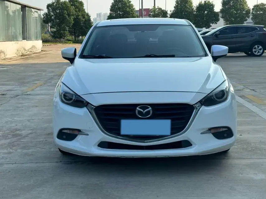 2017 MAZDA 3 thumbnail 2