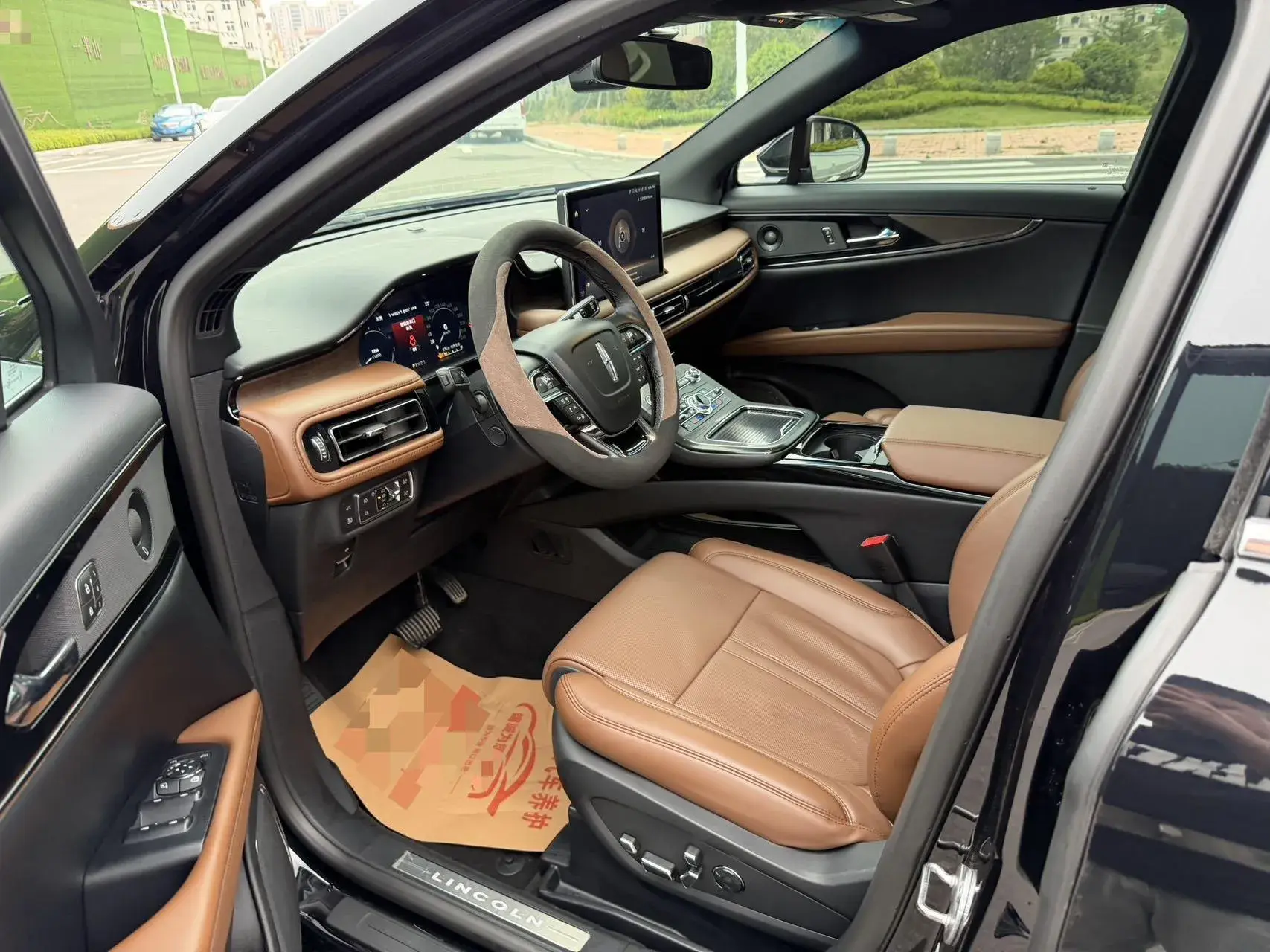 2021 LINCOLN NAUTILUS thumbnail 4
