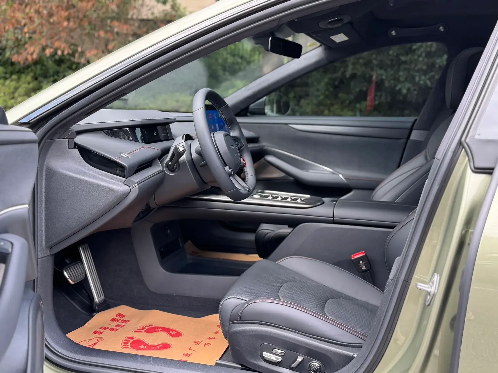 2024 MI SU7 thumbnail 4