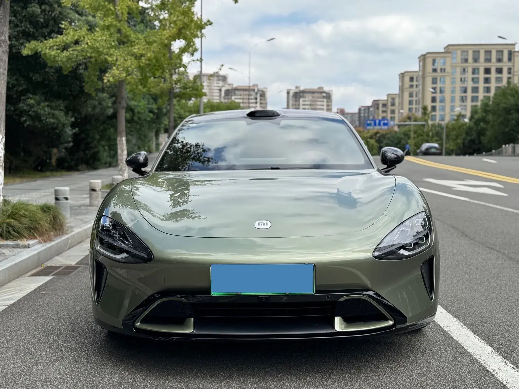 2024 MI SU7 thumbnail 2