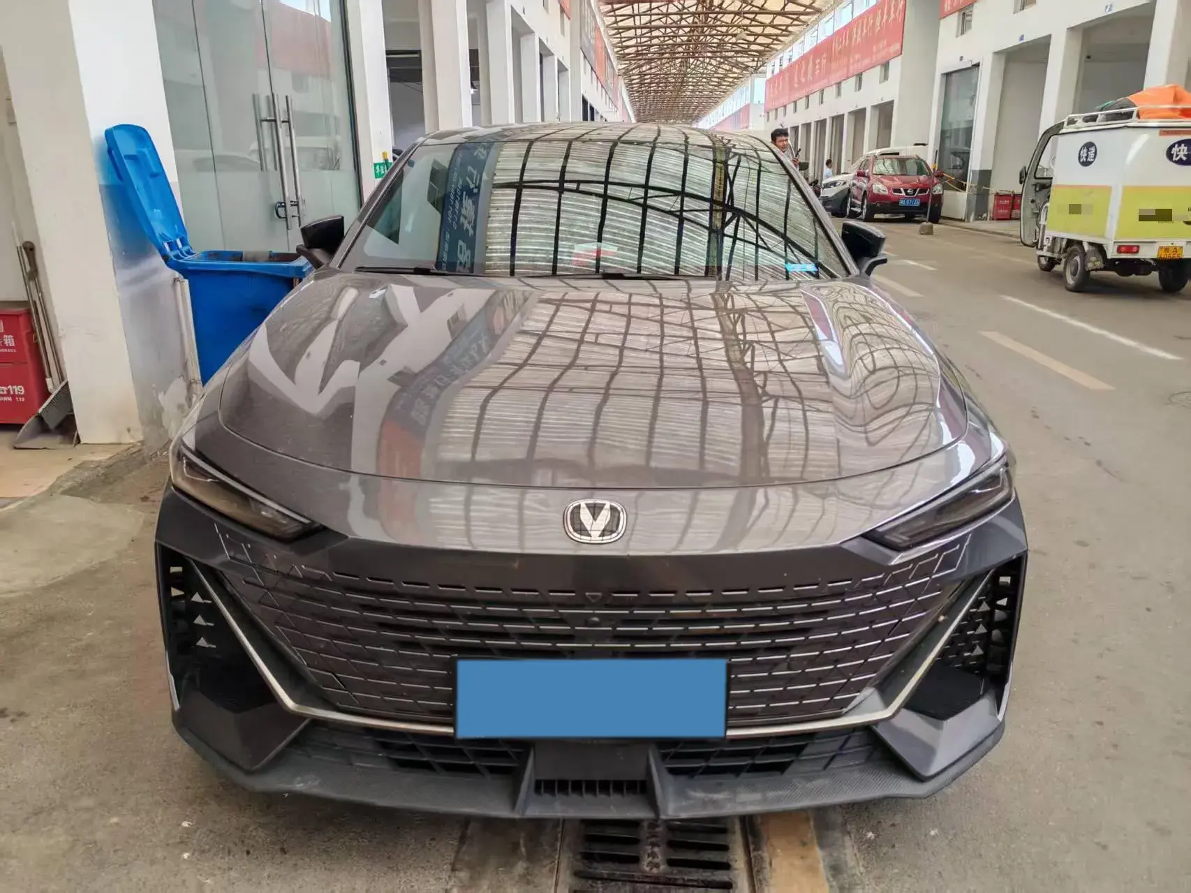 2023 CHANGAN UNI-V thumbnail 2