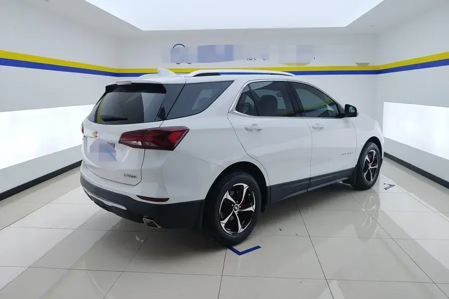 2021 CHEVROLET EQUINOX thumbnail 3