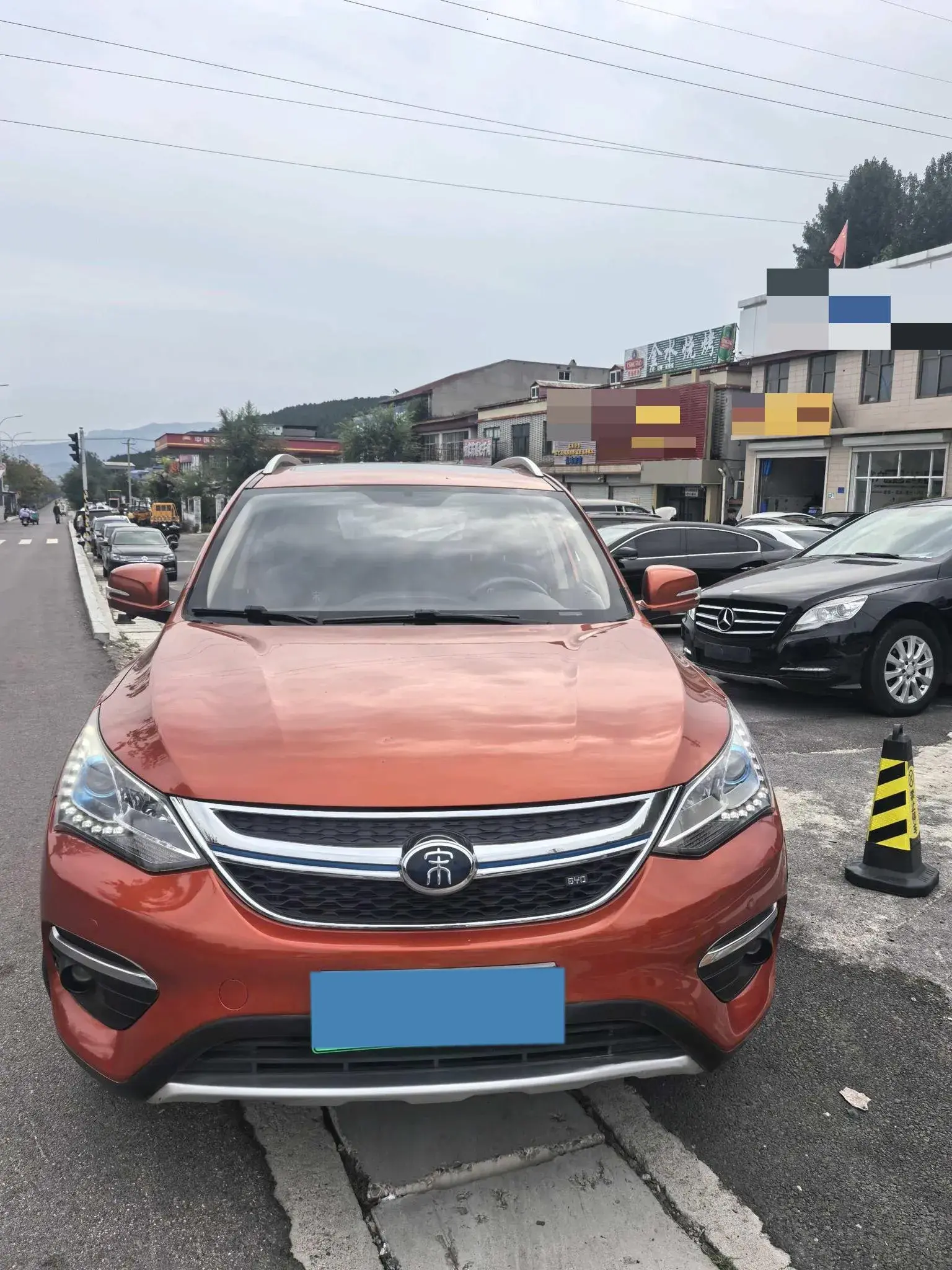 2017 BYD SONG thumbnail 2