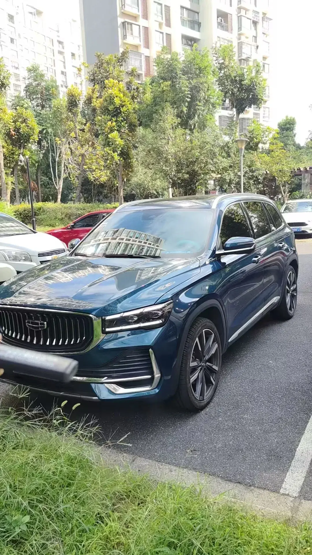 2023 GEELY MONJARO view 1