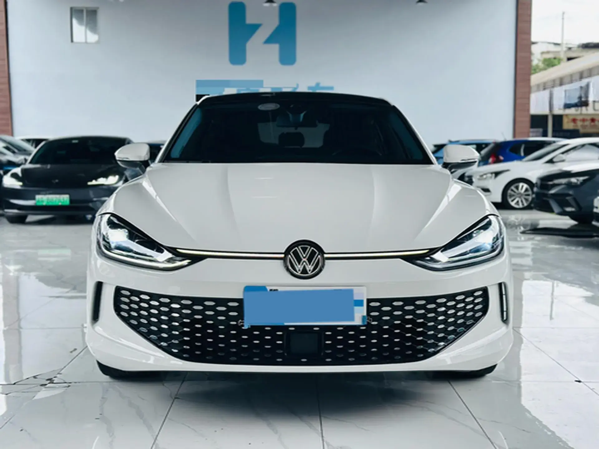 2022 VOLKSWAGEN LAMANDO thumbnail 2