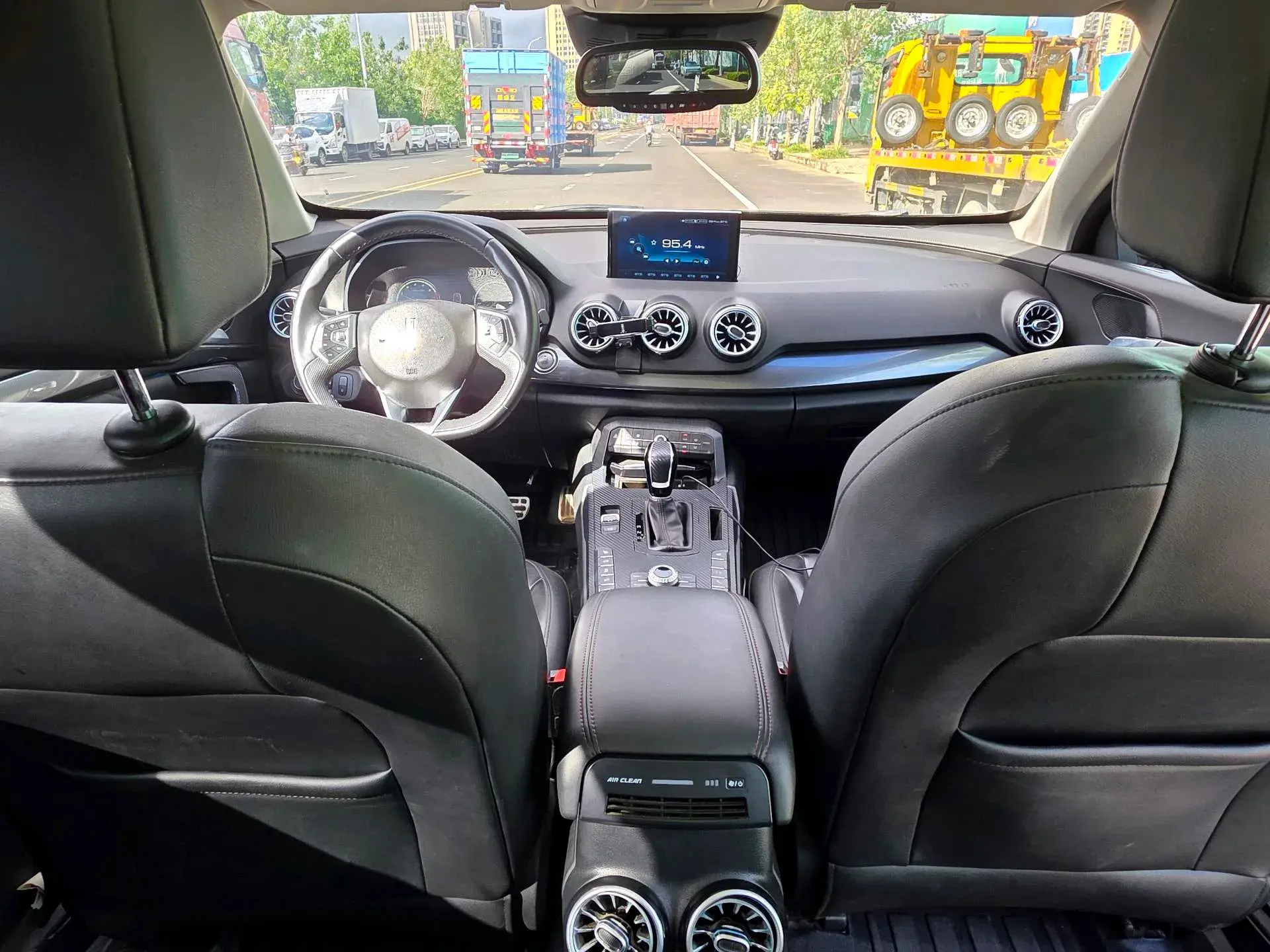 2017 ZOTYE T700 thumbnail 3