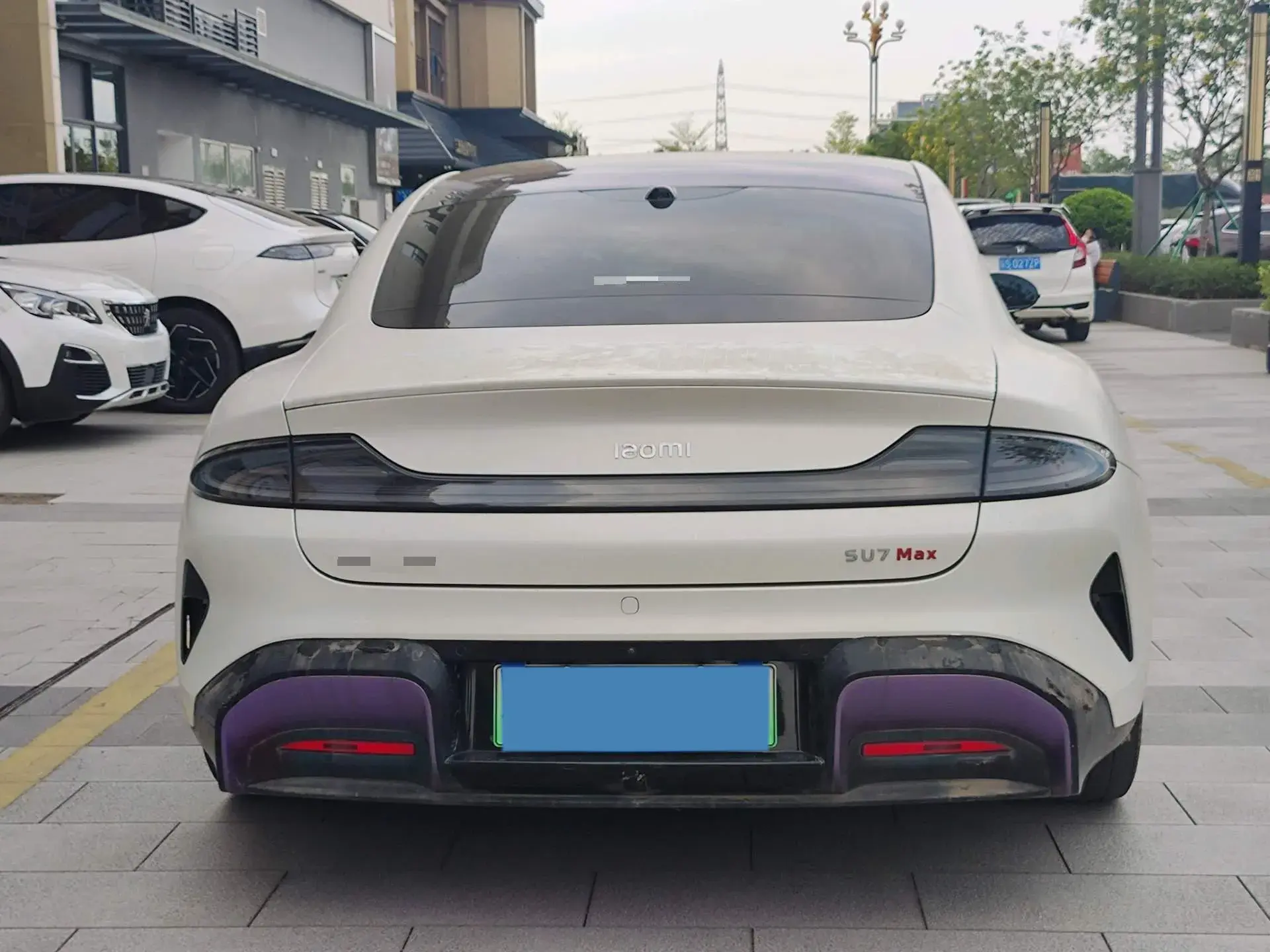 2024 MI SU7 thumbnail 4