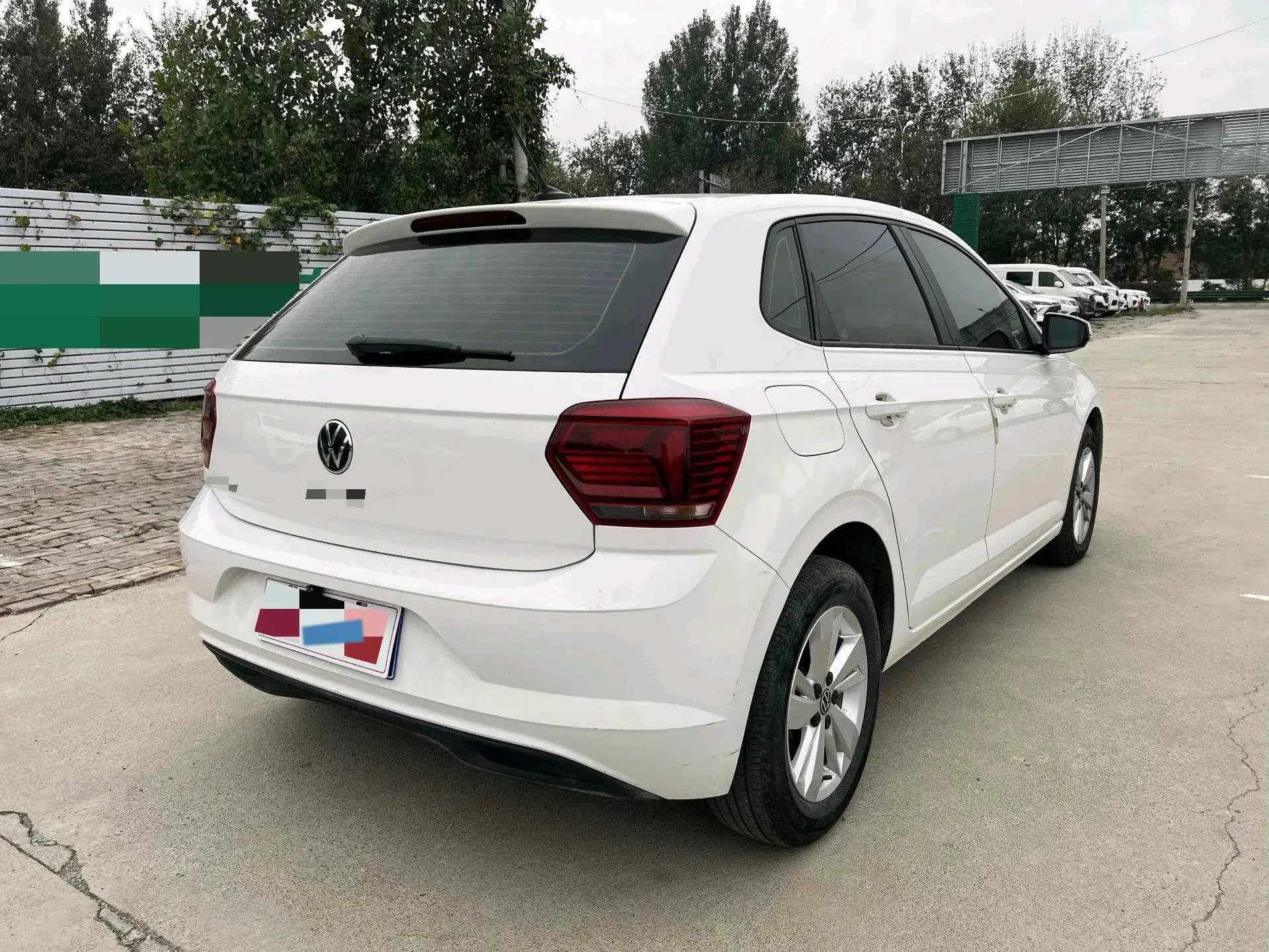 2021 VOLKSWAGEN POLO thumbnail 4