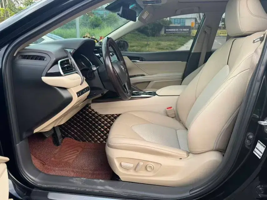 2019 TOYOTA CAMRY thumbnail 4