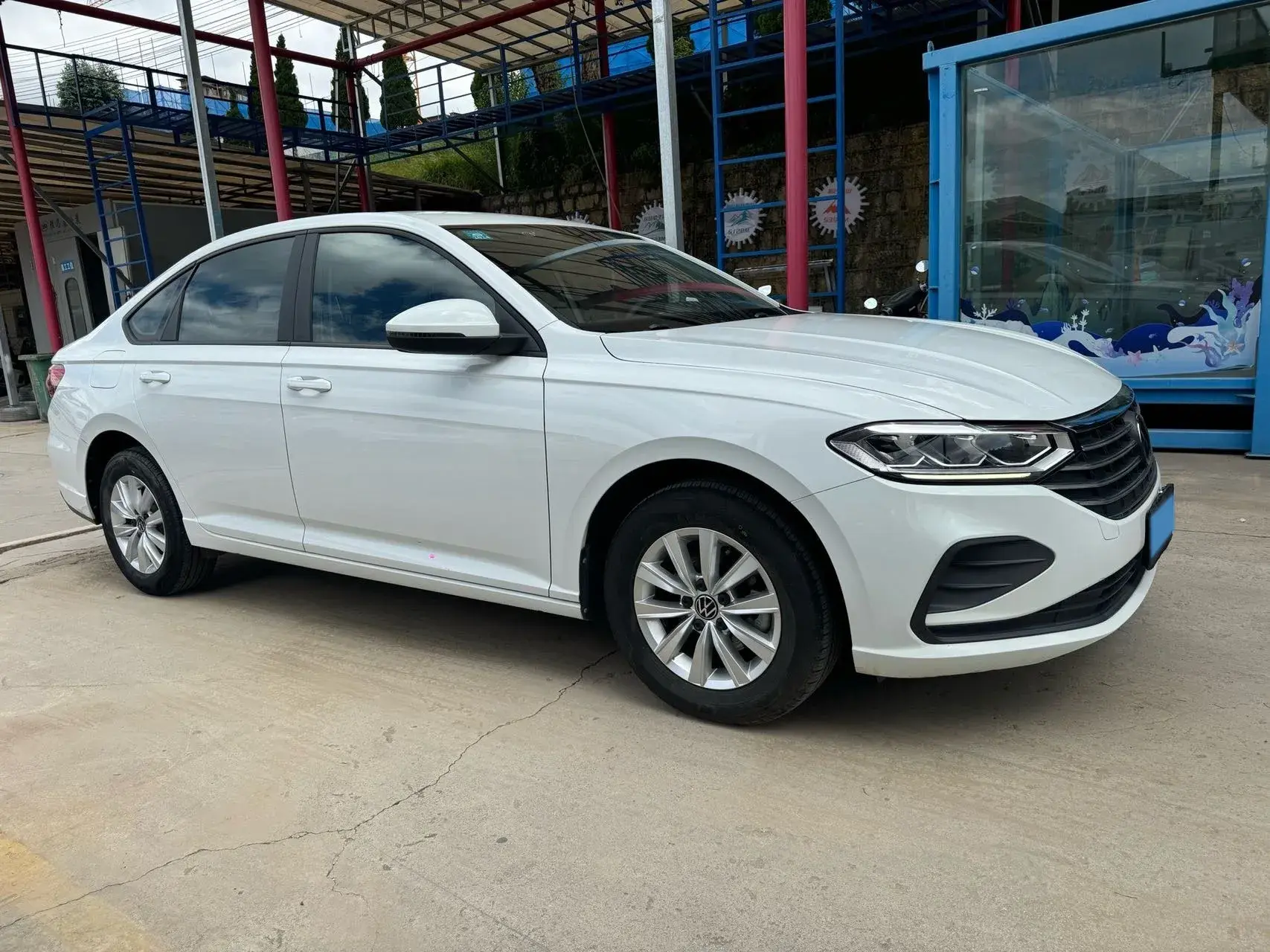 2023 VOLKSWAGEN LAVIDA thumbnail 3