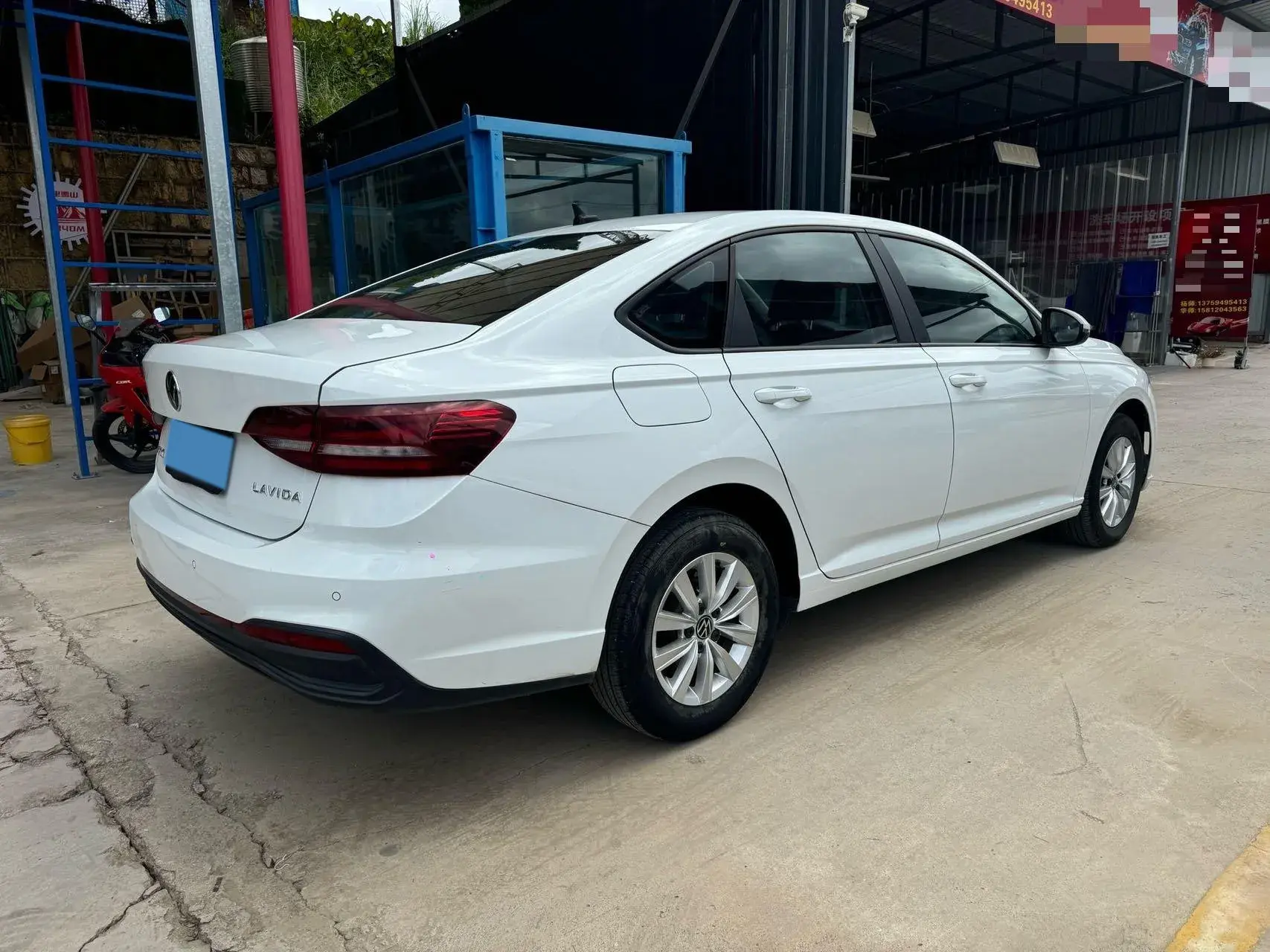 2023 VOLKSWAGEN LAVIDA thumbnail 4