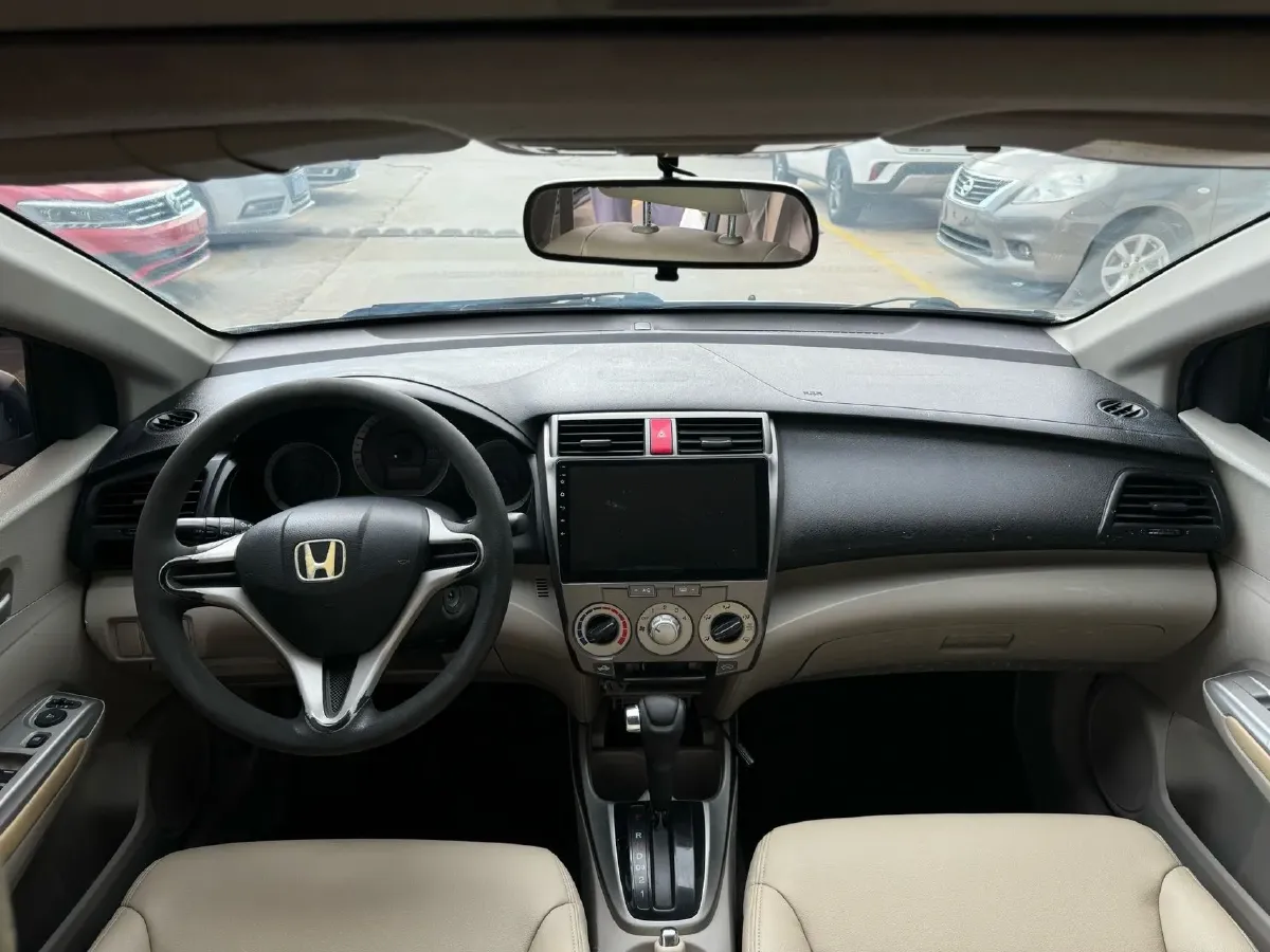 2011 Honda City Classic 1.5L 120HP L4 5AT,autocango,china used car exporter,china ev exporter,chinese used car exporter,chinese used ev exporter