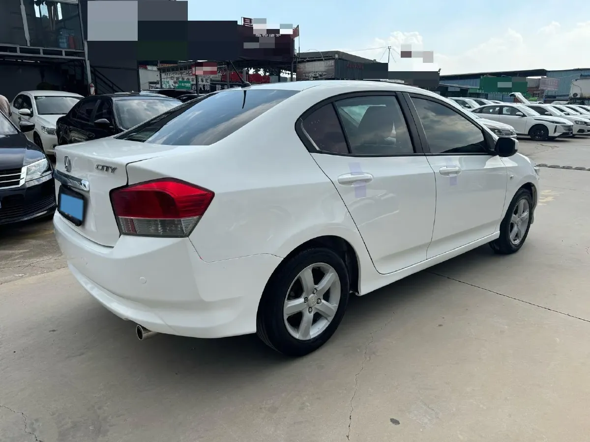 2011 Honda City Classic 1.5L 120HP L4 5AT,autocango,china used car exporter,china ev exporter,chinese used car exporter,chinese used ev exporter