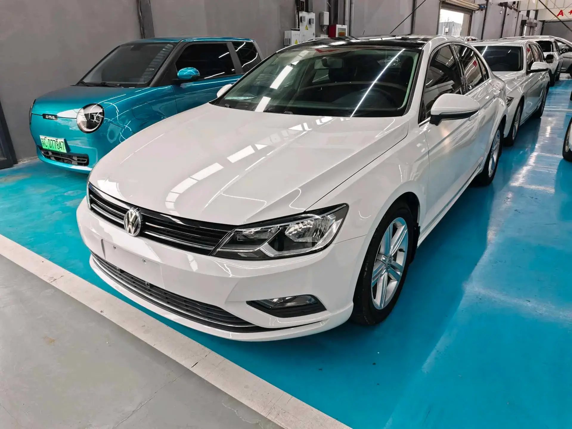2018 VOLKSWAGEN LAMANDO view 1