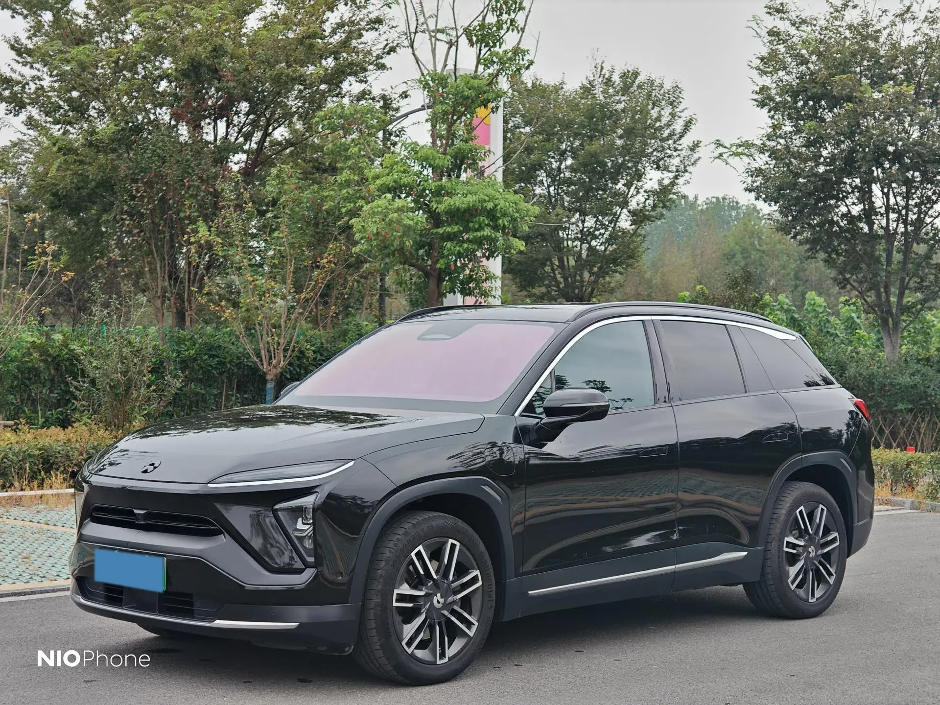 2019 NIO ES6 view 1