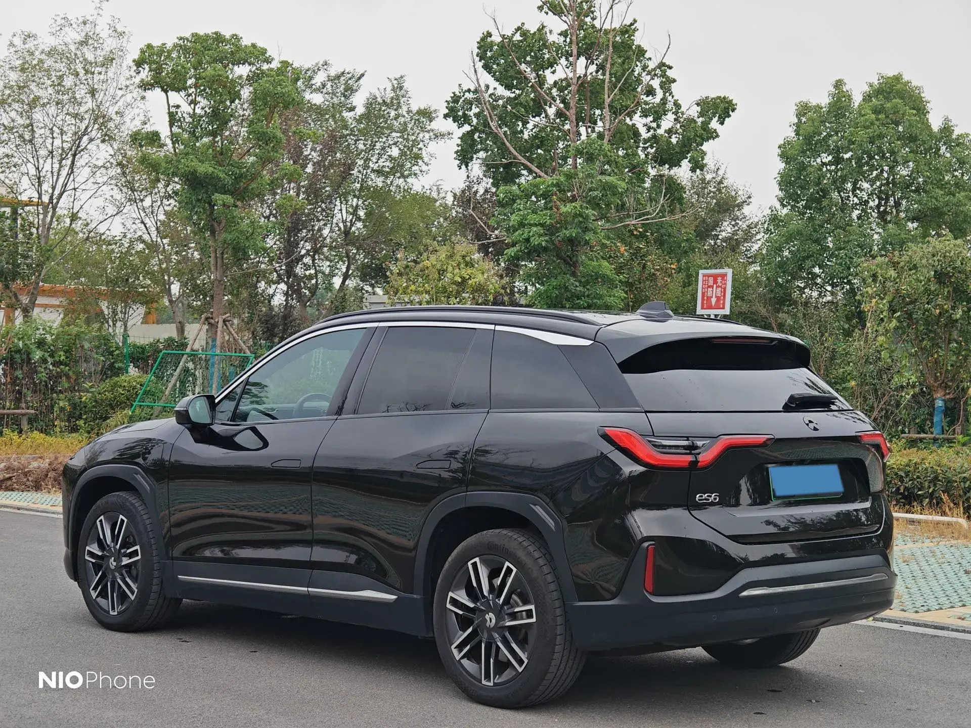 2019 NIO ES6 thumbnail 4