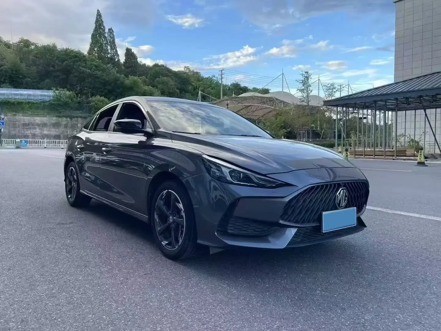 2022 MG 5 thumbnail 3