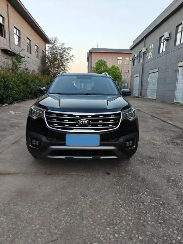 2018 KIA SPORTAGE thumbnail 2