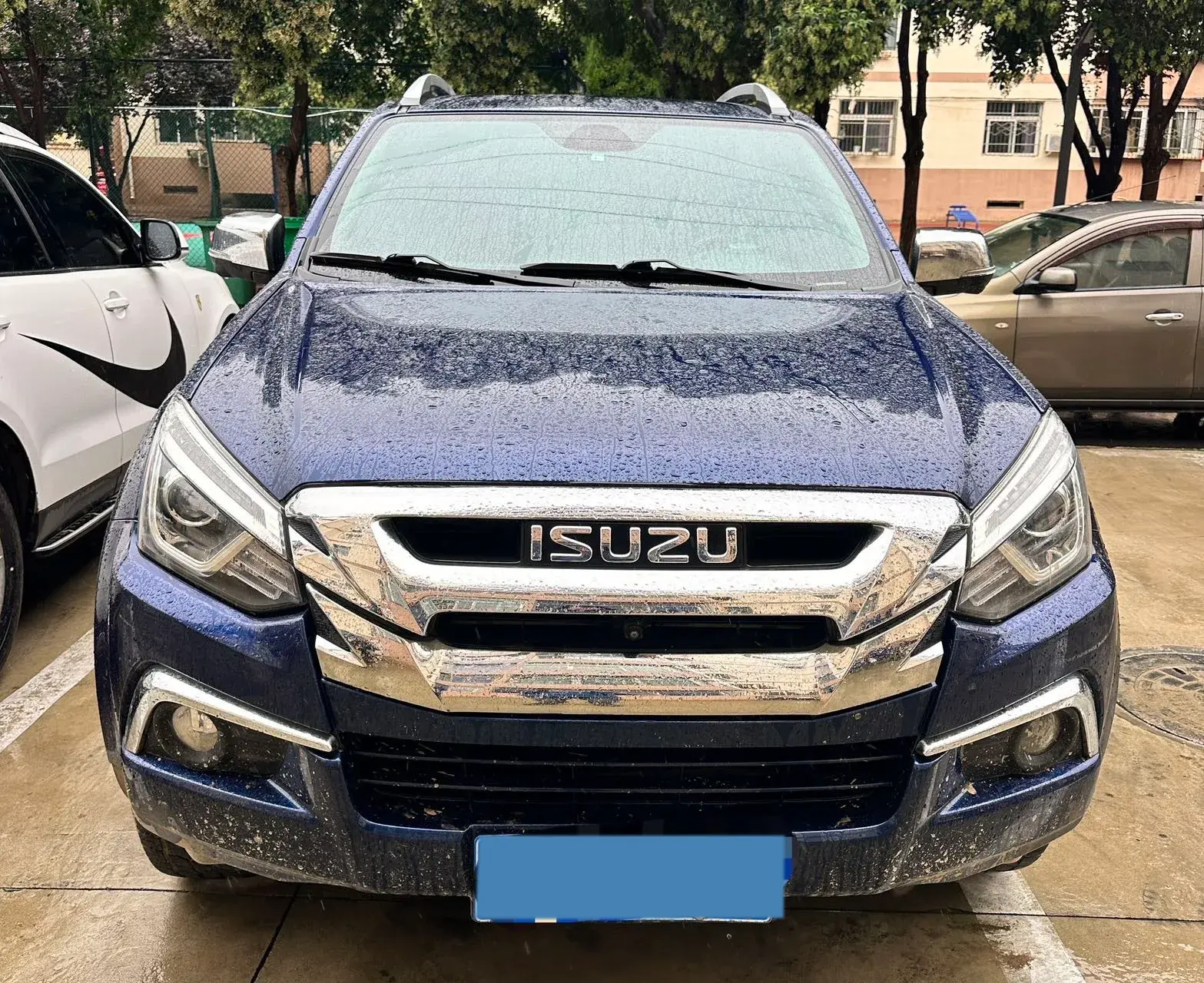 2020 ISUZU D-MAX thumbnail 2
