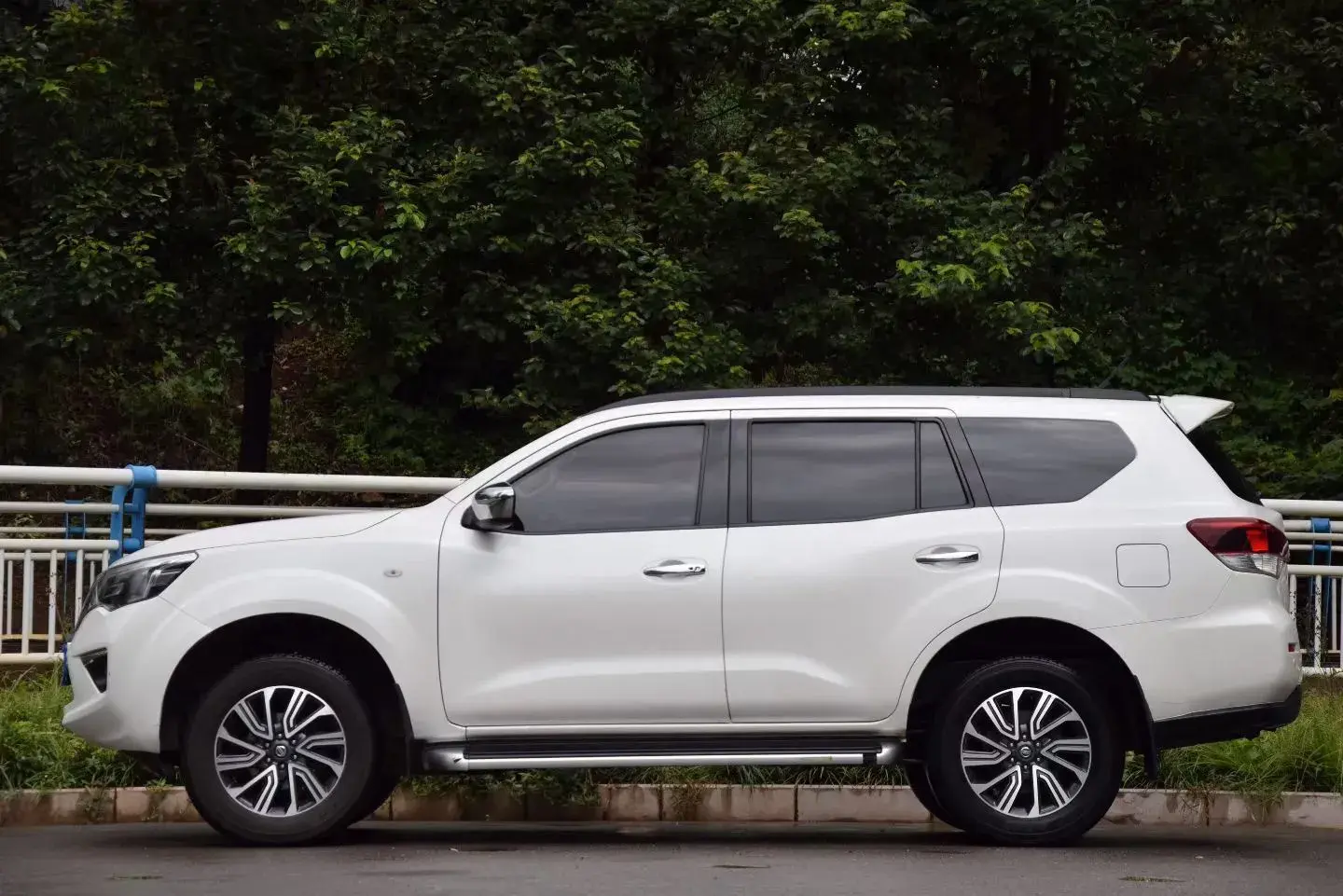 2020 NISSAN TERRA thumbnail 2