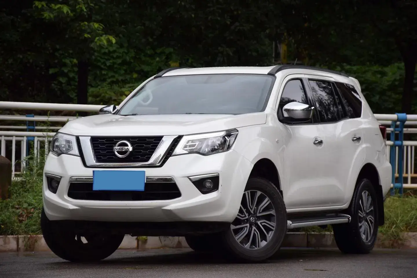 2020 NISSAN TERRA view 1