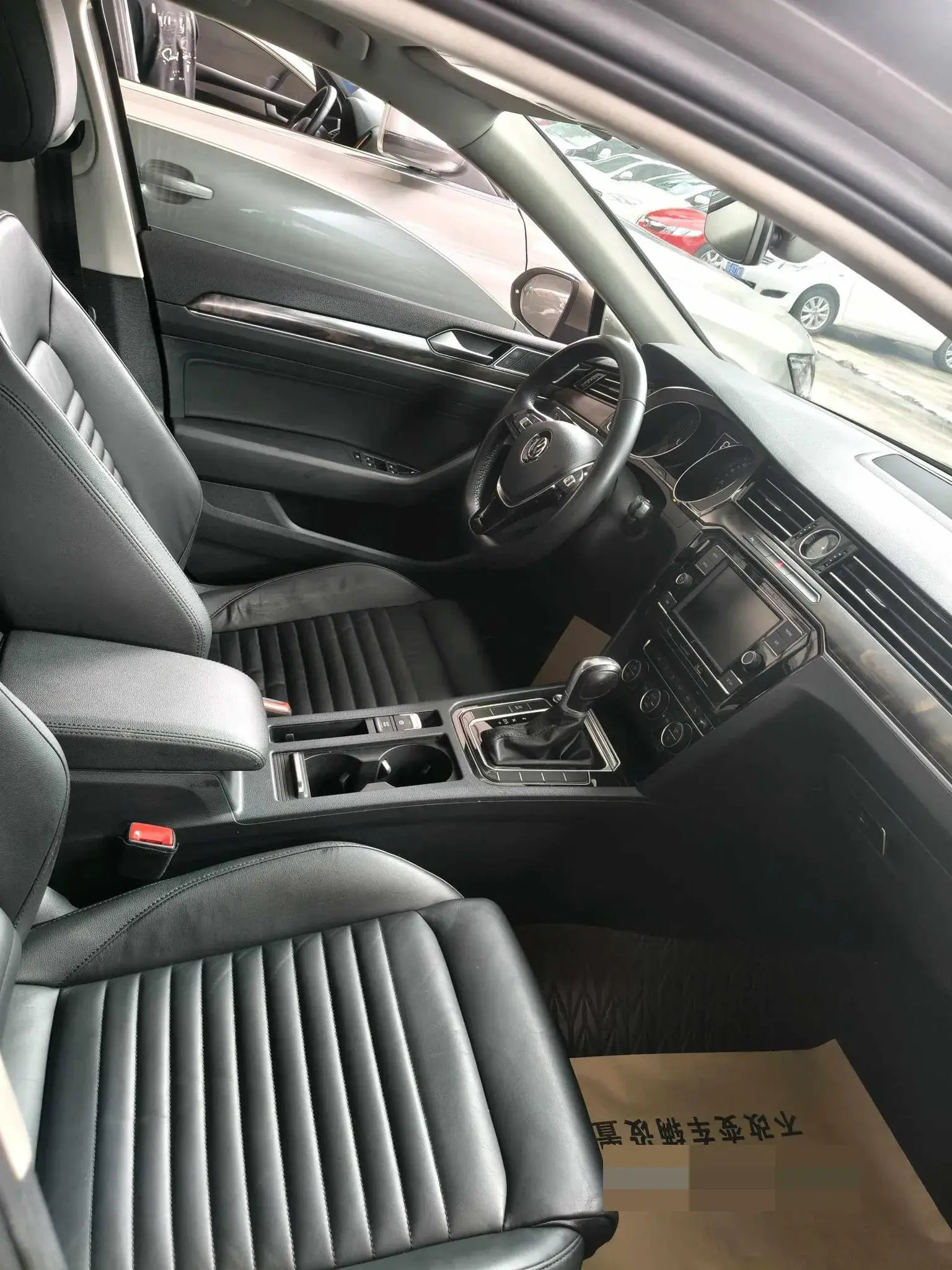 2018 VOLKSWAGEN MAGOTAN thumbnail 4