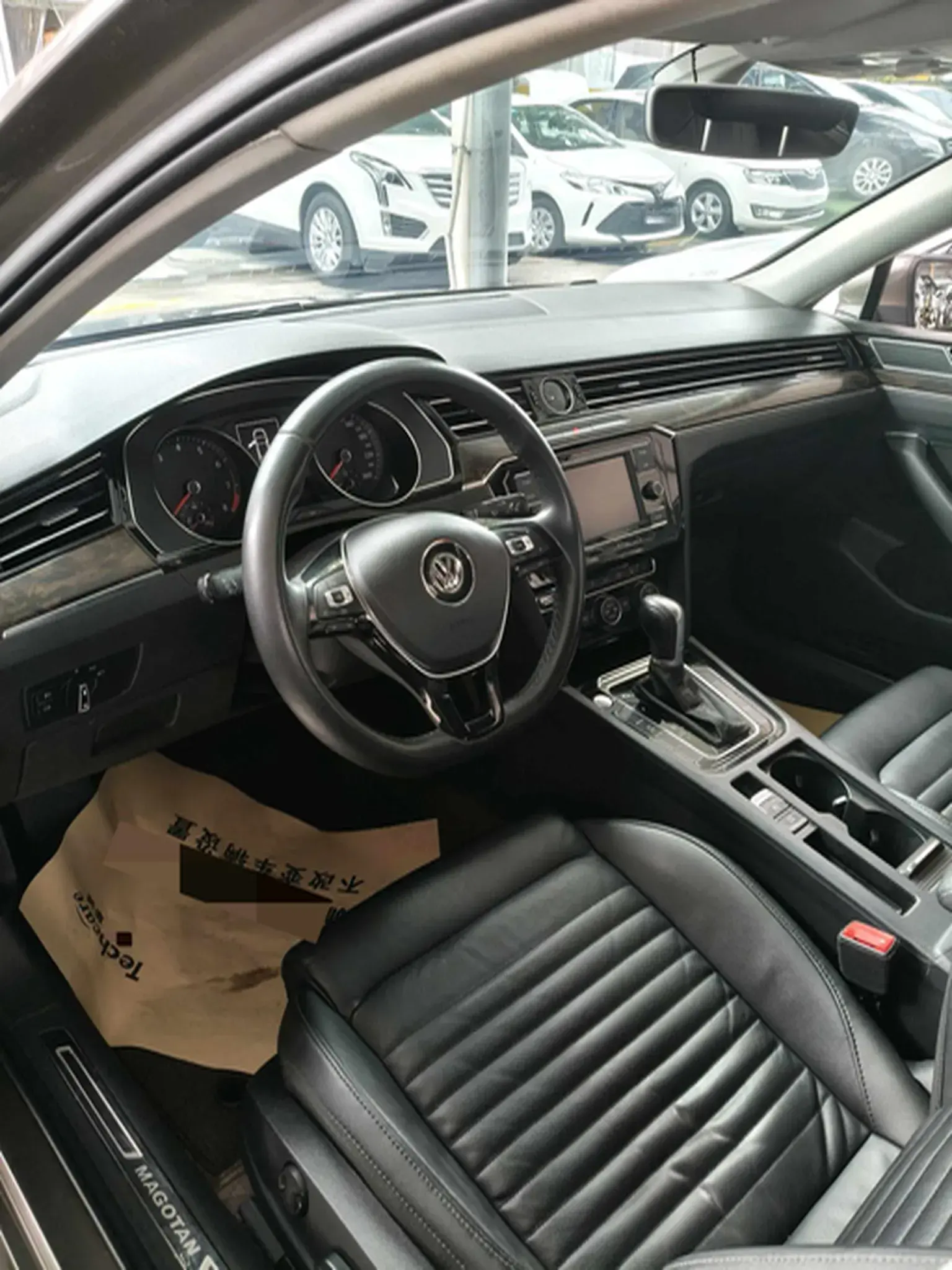 2018 VOLKSWAGEN MAGOTAN thumbnail 3