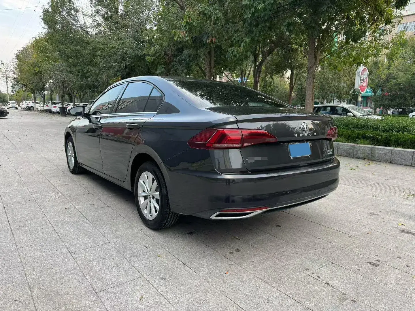 2019 VOLKSWAGEN BORA thumbnail 4