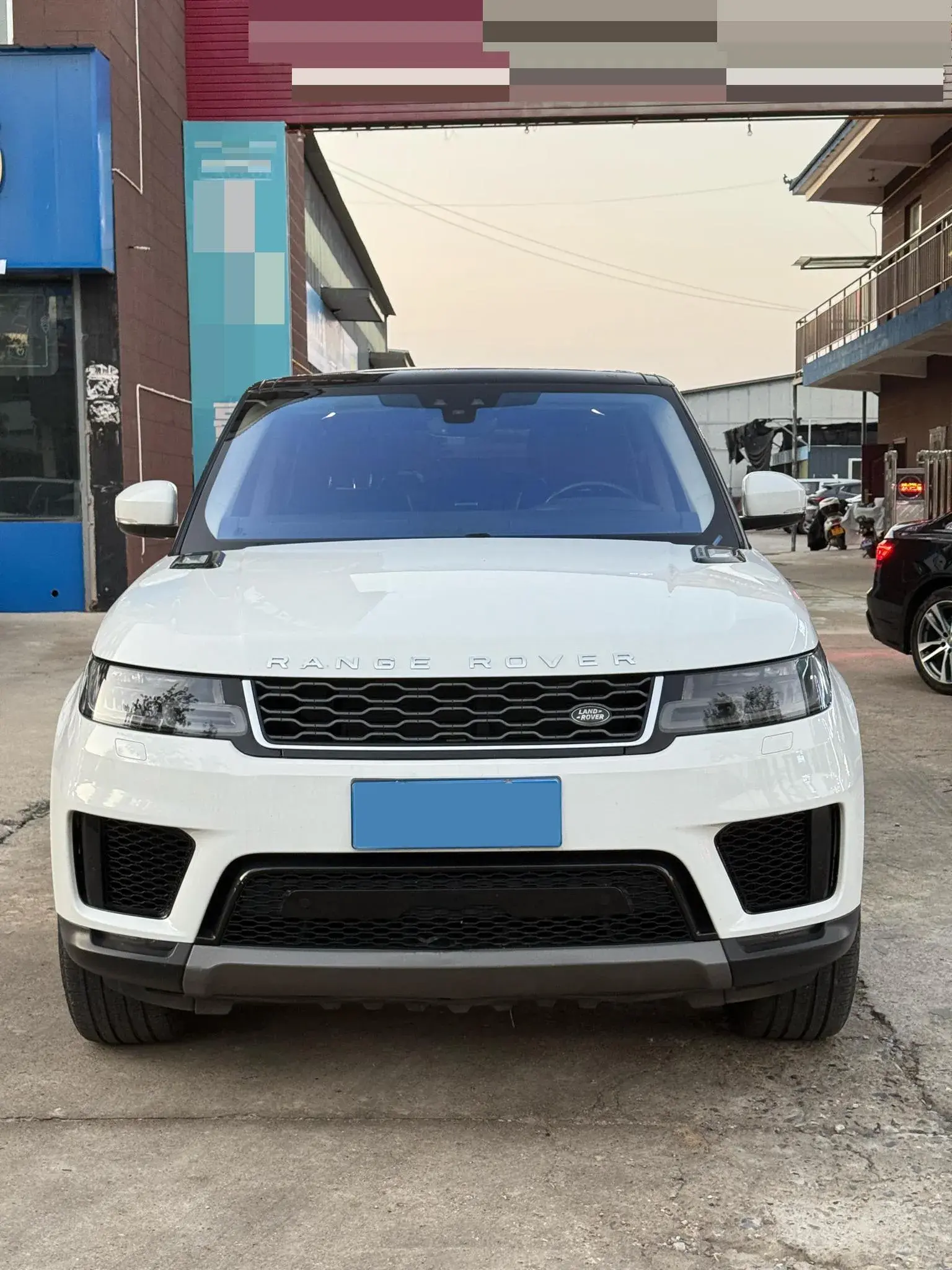 2020 LAND ROVER thumbnail 2