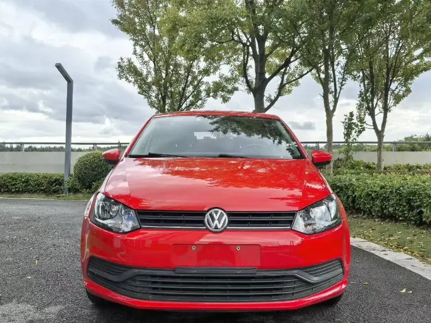 2018 VOLKSWAGEN POLO thumbnail 2