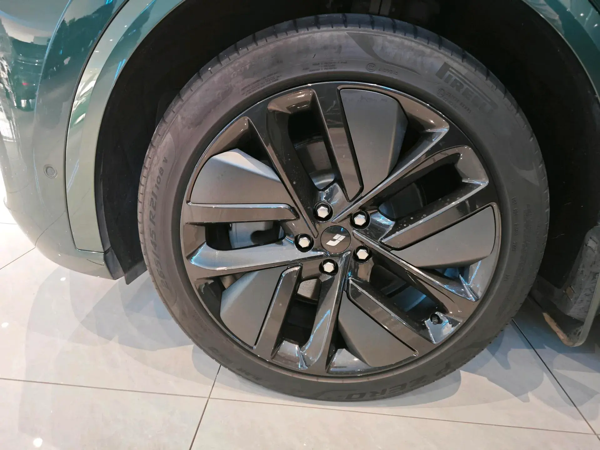 2022 LI L9 thumbnail 3