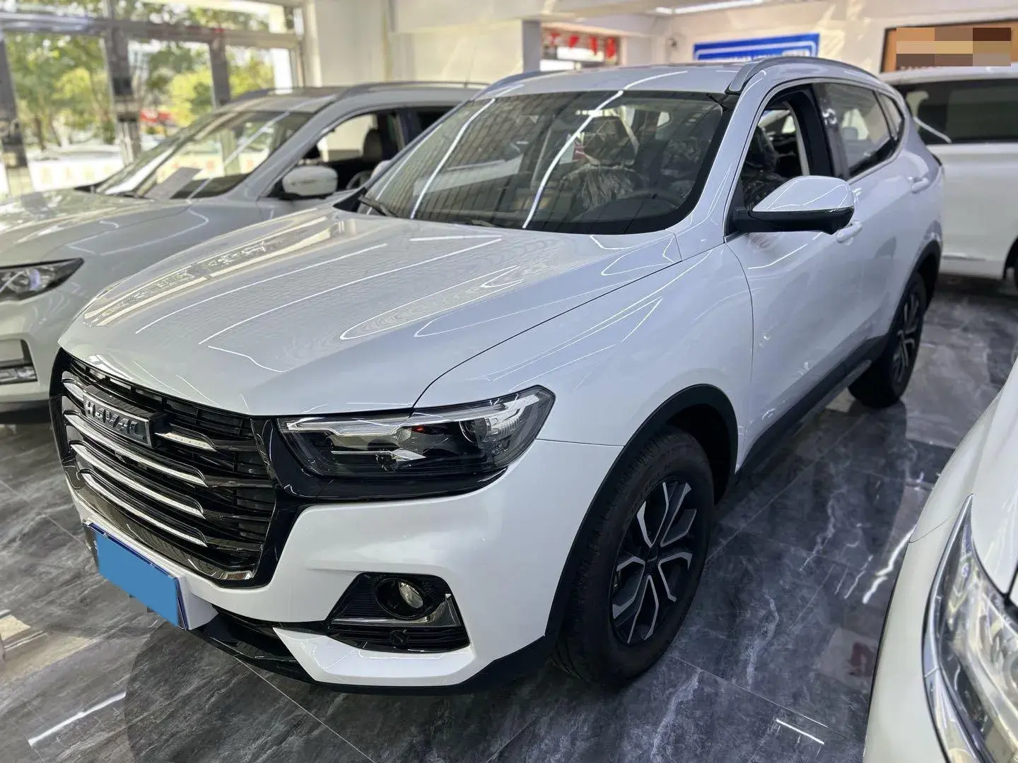 2025 HAVAL H6 view 1