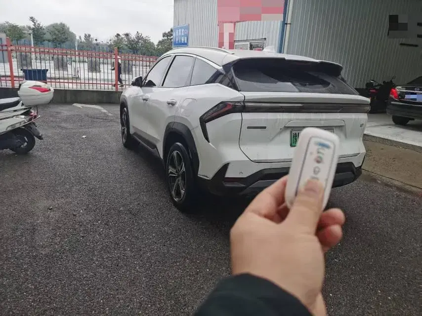 2024 GEELY GALAXY thumbnail 4