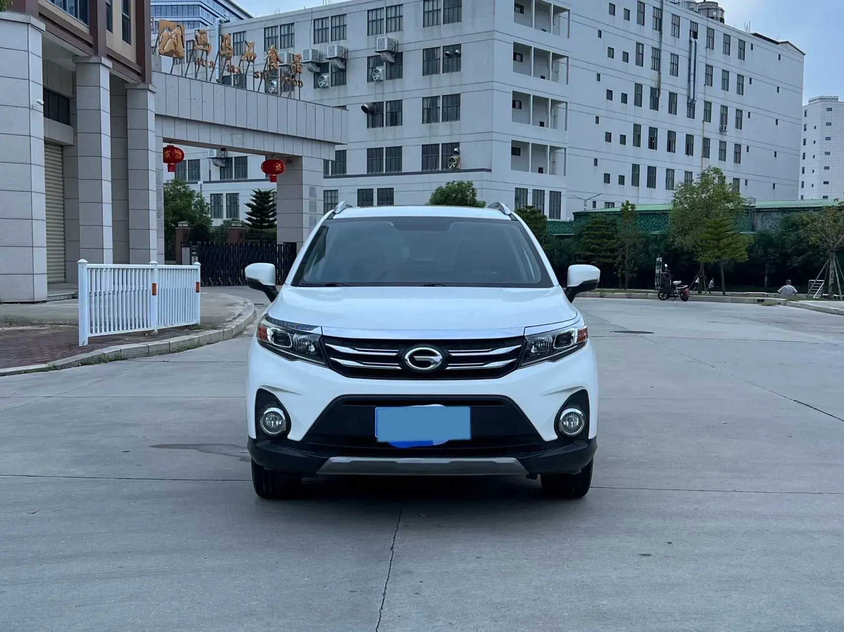 2019 GAC TRUMPCHI thumbnail 2