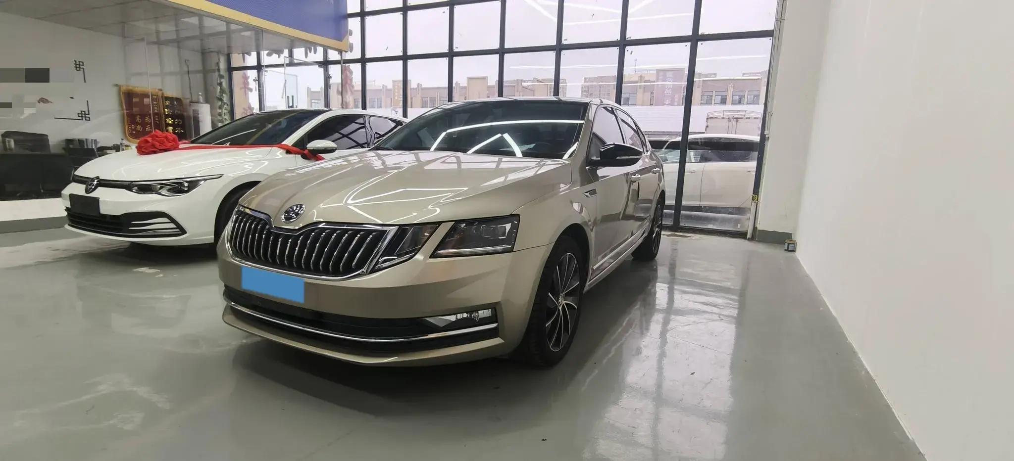 2018 SKODA OCTAVIA view 1