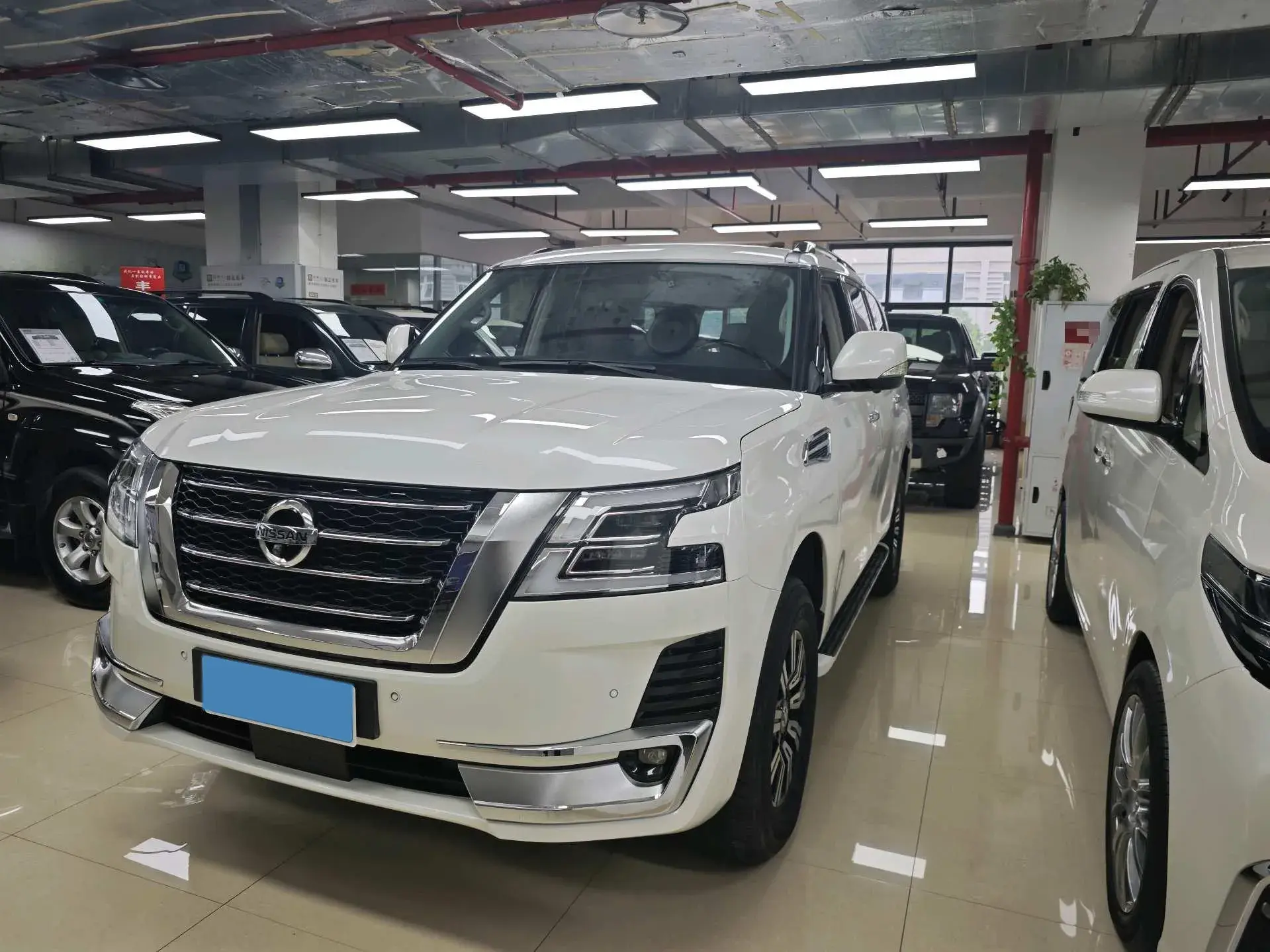 2020 NISSAN TERRA view 1