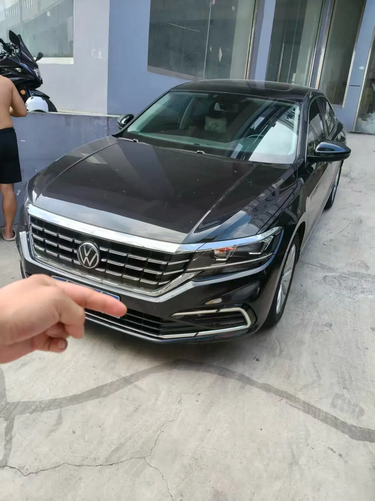 2020 VOLKSWAGEN PASSAT view 1