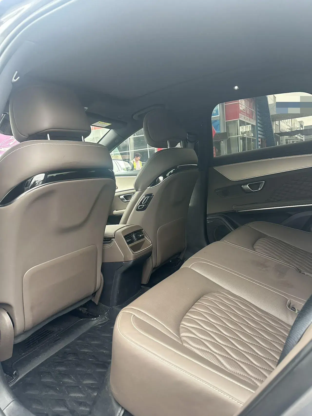 2023 BYD HAN thumbnail 4