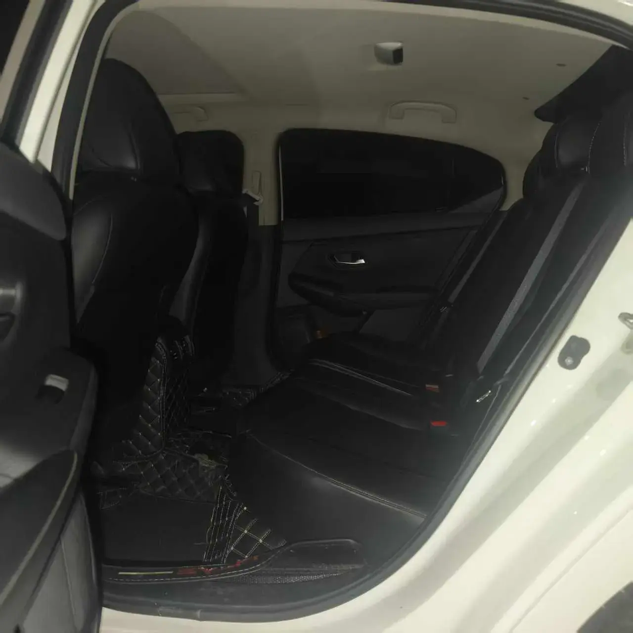 2021 NISSAN SYLPHY thumbnail 4