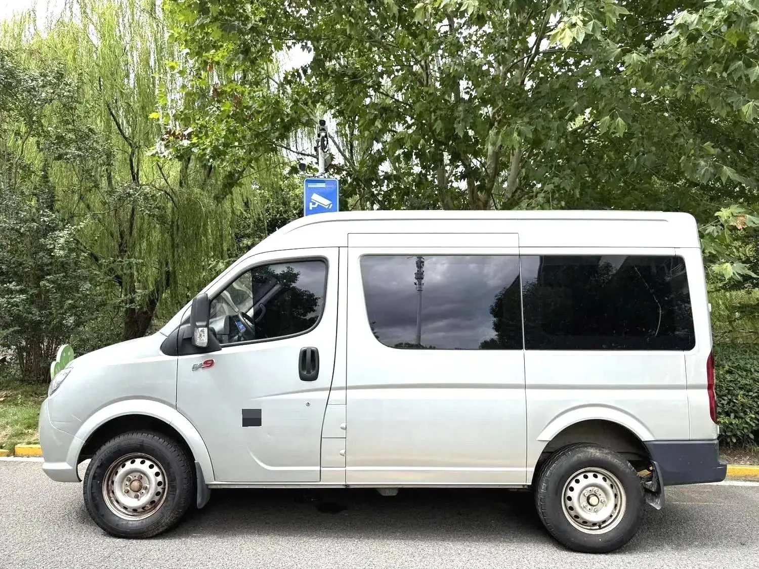 2021 DONGFENG DFAC thumbnail 3