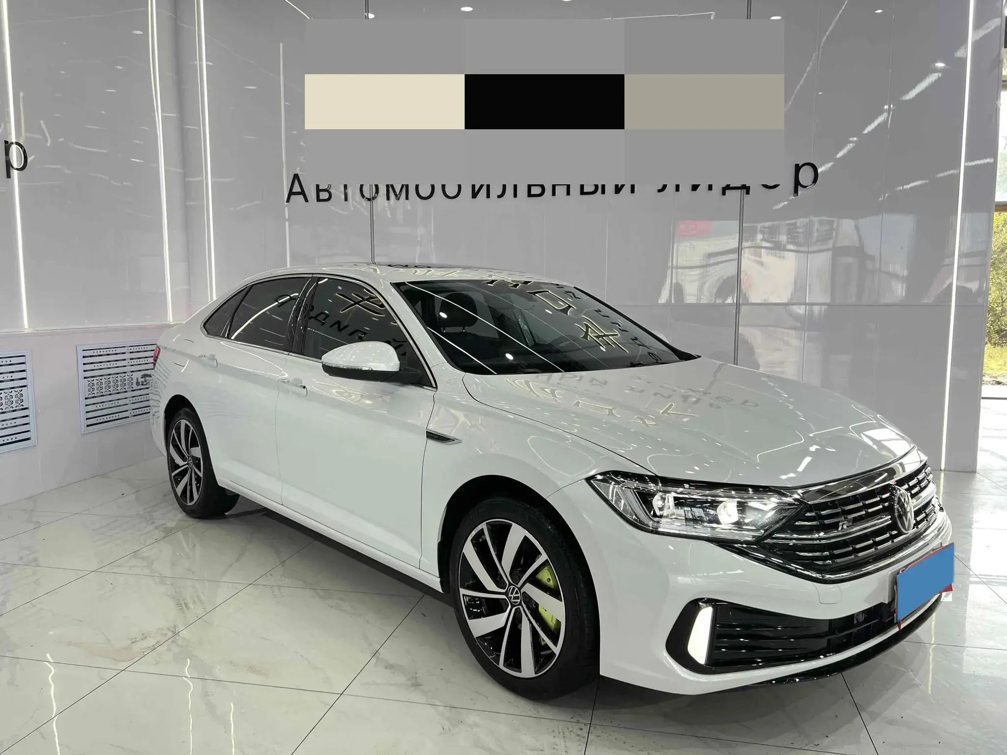 2023 VOLKSWAGEN SAGITAR thumbnail 2