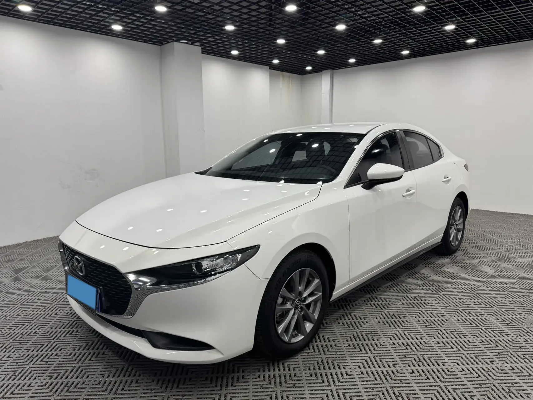 2021 MAZDA 3 view 1